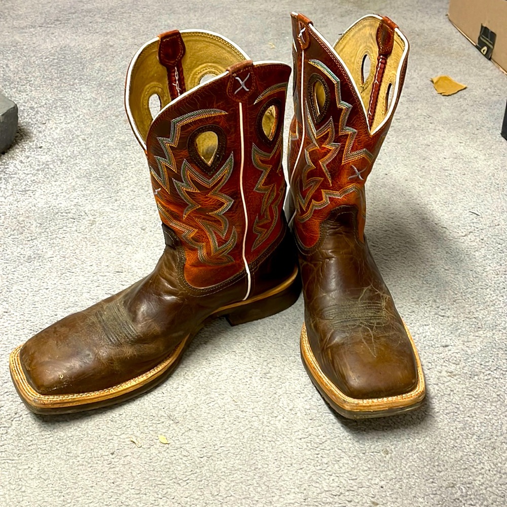 Beautiful cowboy boots